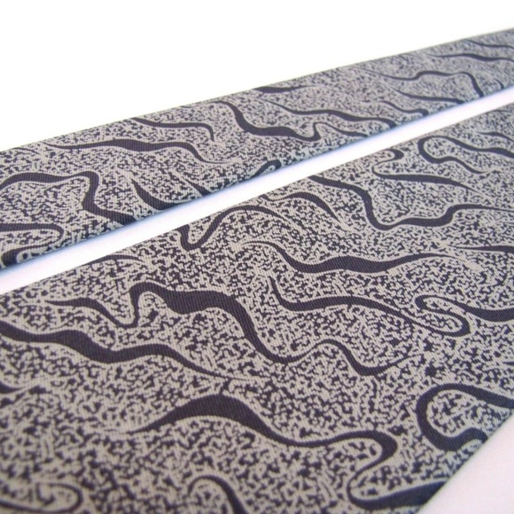 Vtg GIORGIO ARMANI Tie Gray Memphis Modern Wild - Picture 4 of 7